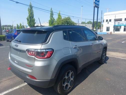 2022 Jeep Compass Trailhawk