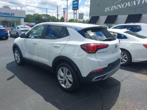 Summit White 2025 Buick Encore GX Preferred