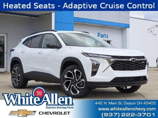 Summit White 2026 Chevrolet Trax 2RS