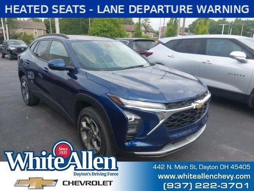 Blue Glow Metallic 2024 Chevrolet Trax LT