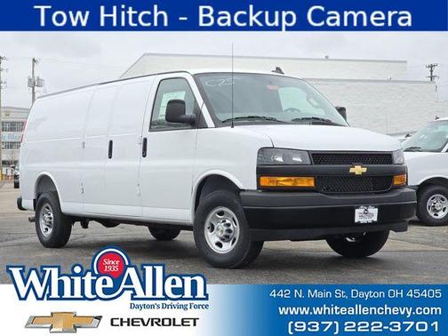 Summit White 2026 Chevrolet Express 3500 Work Van