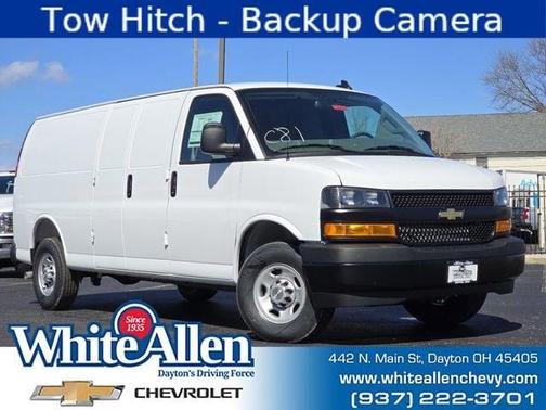 Summit White 2026 Chevrolet Express 2500 Work Van