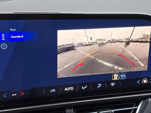 2026 Chevrolet Equinox EV LT 1