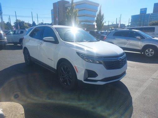 Summit White 2022 Chevrolet Equinox RS