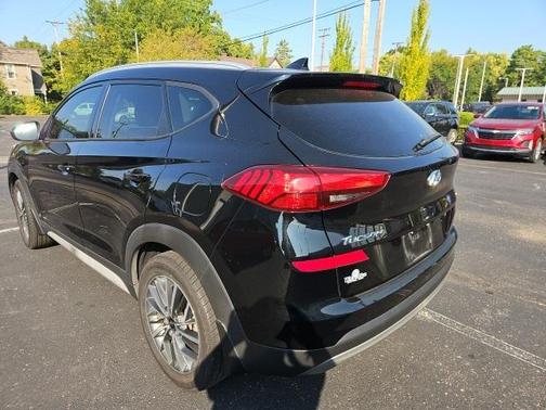2021 Hyundai TUCSON SEL