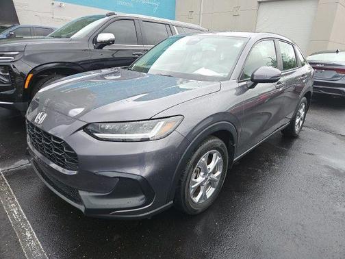 Modern Steel Metallic 2023 Honda HR-V LX