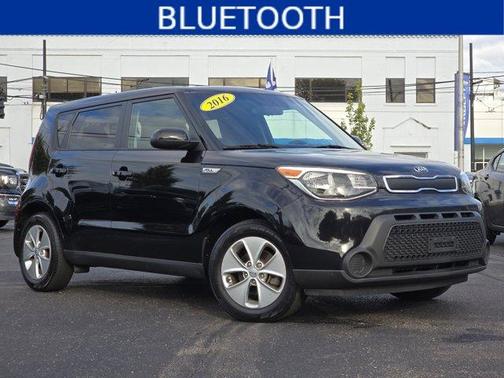 2016 Kia Soul Base