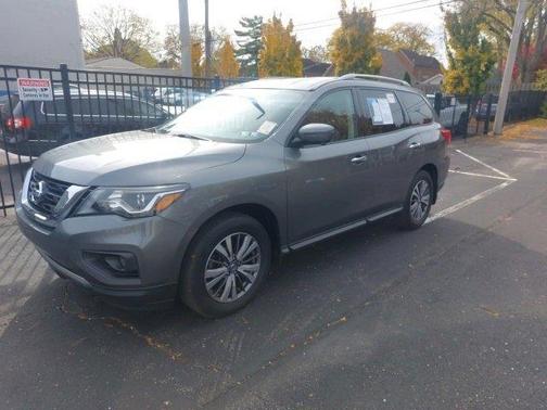 2020 Nissan Pathfinder SL