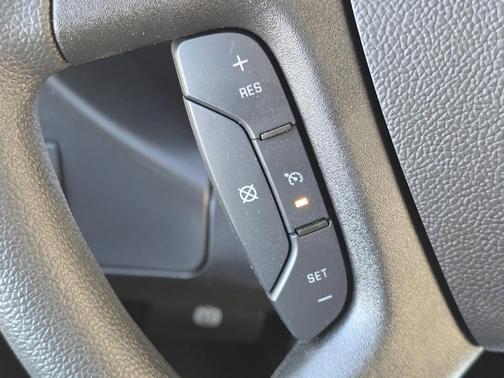 Summit White 2026 Chevrolet Express 2500 Work Van