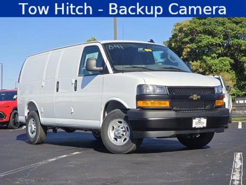 2025 Chevrolet Express 2500 Work Van