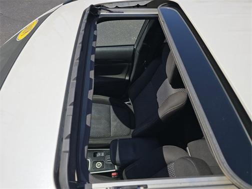 2018 Mitsubishi Outlander LE