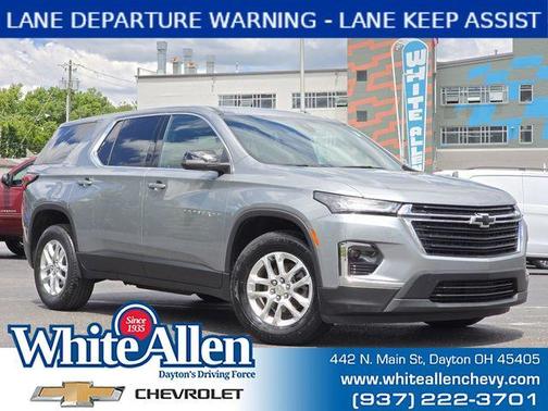 Sterling Gray Metallic 2023 Chevrolet Traverse LS