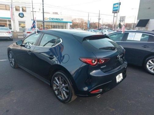 2023 Mazda Mazda3 FWD w/Preferred Package