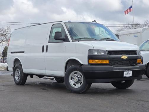 2026 Chevrolet Express 2500 Work Van