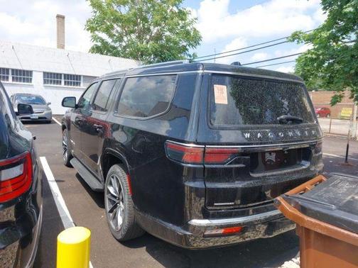 Diamond Black 2023 Jeep Wagoneer L Series II