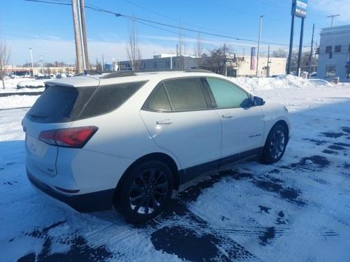 2022 Chevrolet Equinox RS