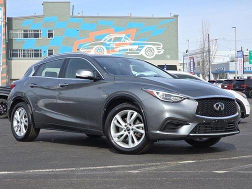 2019 INFINITI QX30 Luxe