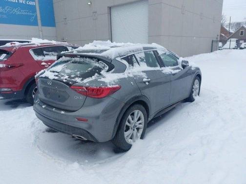 2019 INFINITI QX30 Luxe