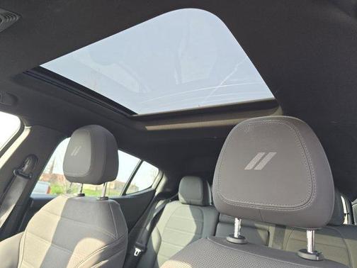 Q BALL 2024 Dodge Hornet GT