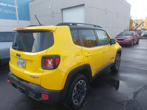 2016 Jeep Renegade Trailhawk