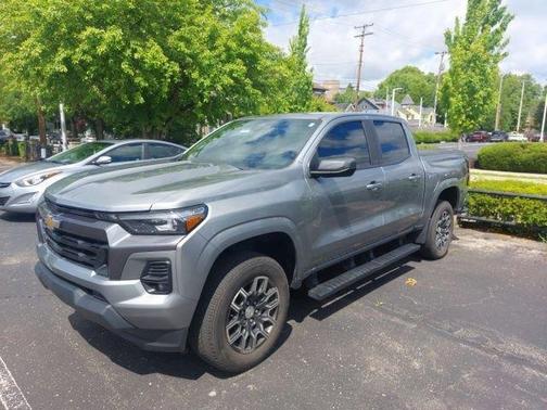 Sterling Gray Metallic 2023 Chevrolet Colorado LT