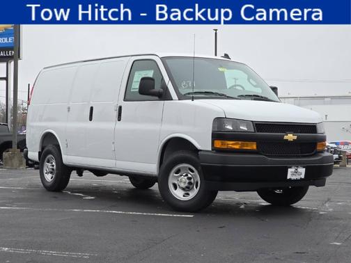 2025 Chevrolet Express 2500 Work Van