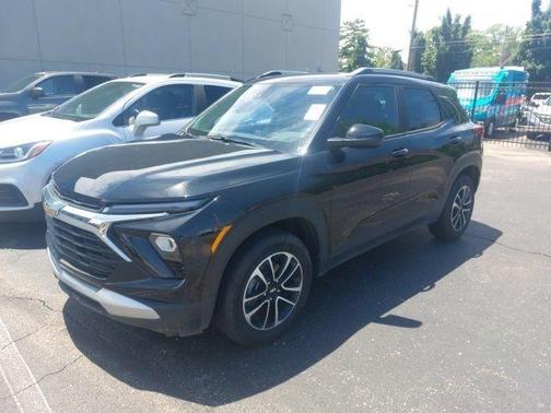 Mosaic Black Metallic 2024 Chevrolet Trailblazer LT