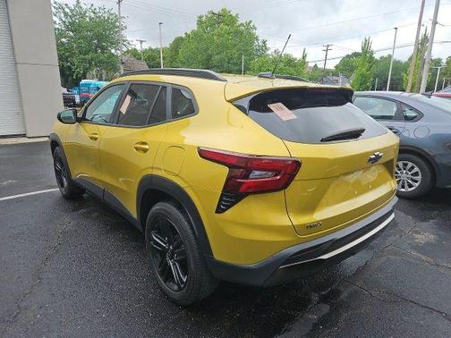 Nitro Yellow 2025 Chevrolet Trax ACTIV