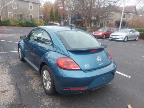 2018 Volkswagen Beetle 2.0T S