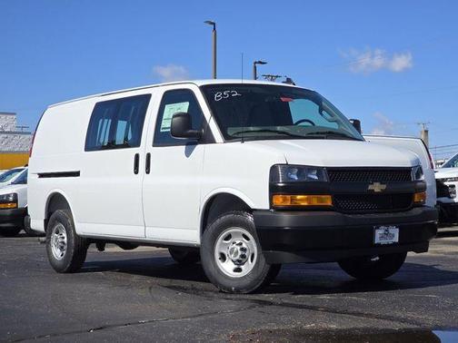 2026 Chevrolet Express 2500 Work Van
