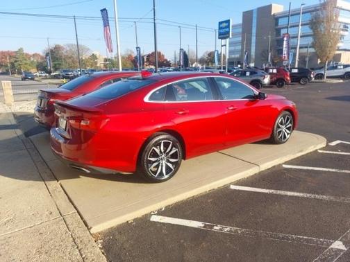 2021 Chevrolet Malibu RS