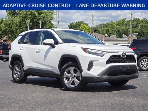 Ice 2024 Toyota RAV4 XLE