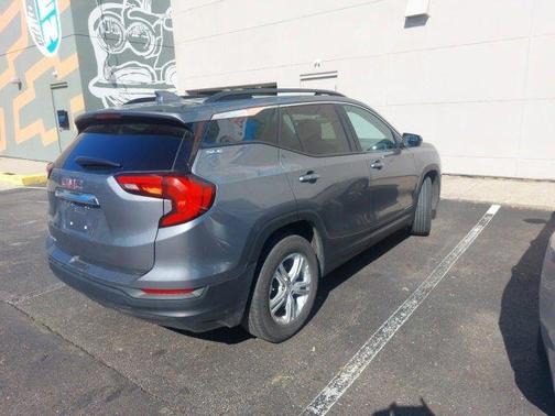 2020 GMC Terrain SLE
