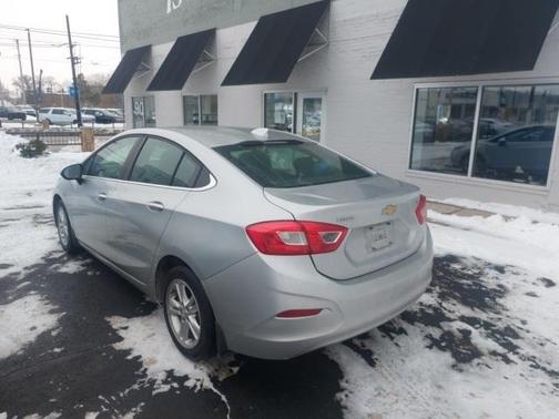 2017 Chevrolet Cruze LT