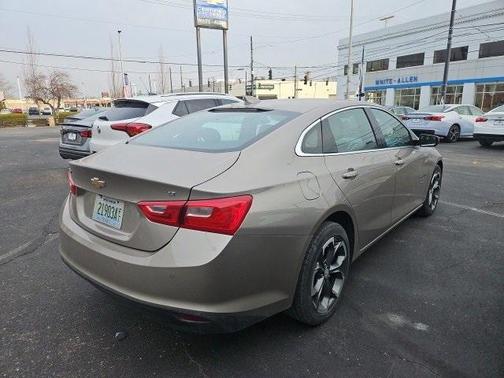 2024 Chevrolet Malibu LT