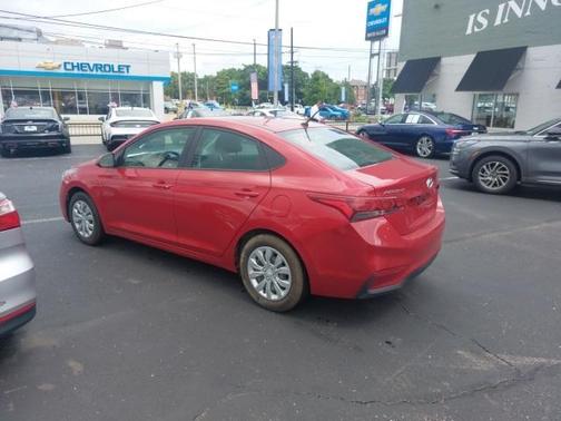 2021 Hyundai Accent SE