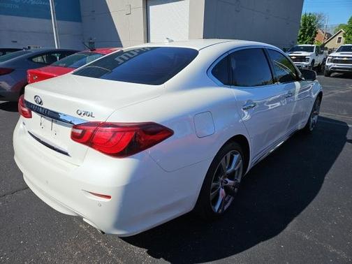 2018 INFINITI Q70L 3.7X LUXE