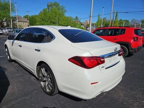2018 INFINITI Q70L 3.7X LUXE