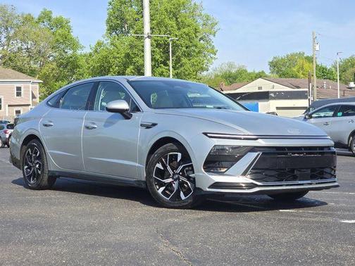 Silver 2024 Hyundai SONATA SEL