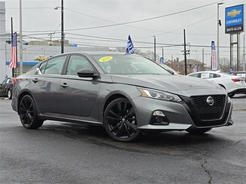 2022 Nissan Altima 2.5 SR