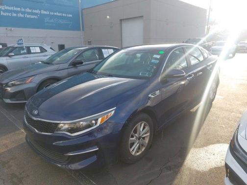 2018 Kia Optima LX
