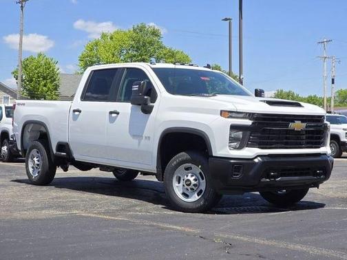 Summit White 2026 Chevrolet Silverado 2500 WT