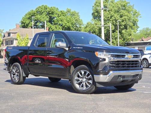Black 2022 Chevrolet Silverado 1500 LT
