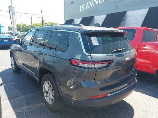 Metallic 2023 Jeep Grand Cherokee L Laredo