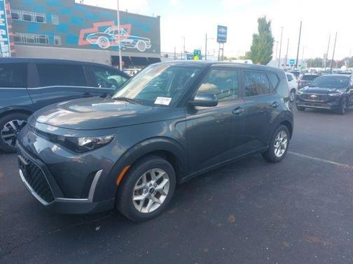 Gravity Gray 2024 Kia Soul S