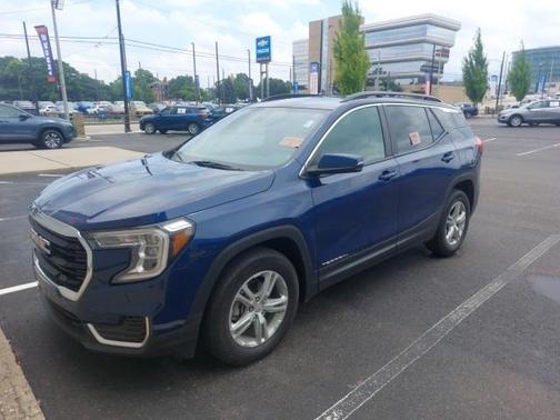 2022 GMC Terrain SLE