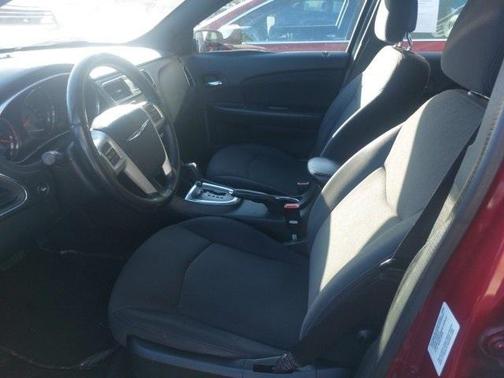 2014 Chrysler 200 Touring