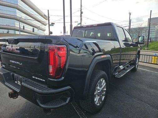 Onyx Black 2022 GMC Sierra 3500 Denali
