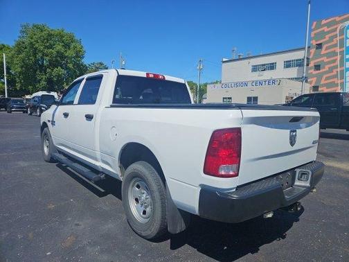 Bright White Clearcoat 2018 RAM 1500 ST