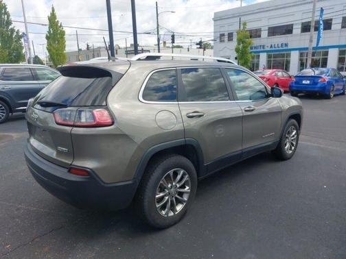 Light Brownstone Pearlcoat 2020 Jeep Cherokee Latitude Plus